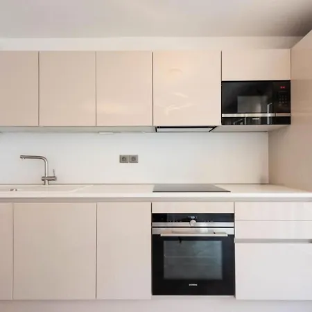 3p Piscine, Parking Et Plages A 100m - 3p Piscine, Parking Et Plages A 100m Mae-2763 Apartment Cannes