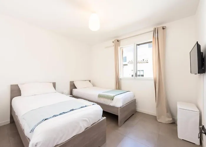 3p Piscine, Parking Et Plages A 100m - 3p Piscine, Parking Et Plages A 100m Mae-2763 Apartment *